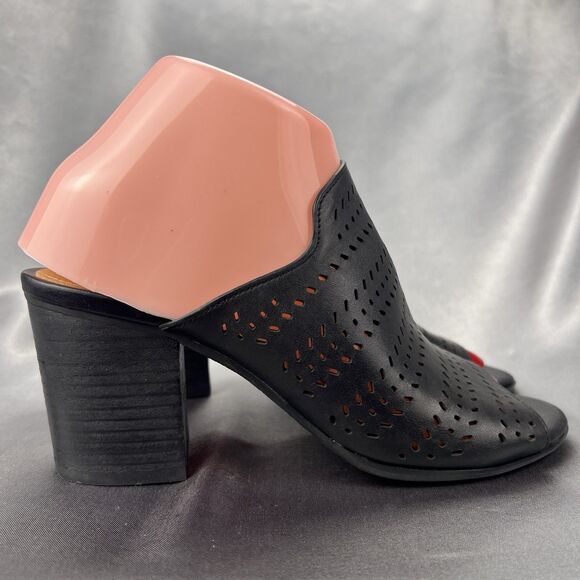 Susina Heel Women's 7.5 Danella Mules‎ Black Perforated Laser Cut Block Sandals - Picture 4 of 14